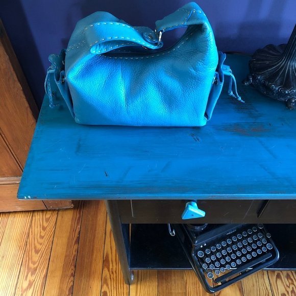 Gavi Pell Blue Leather Blanket Stitched Bag - Picture 2 of 10